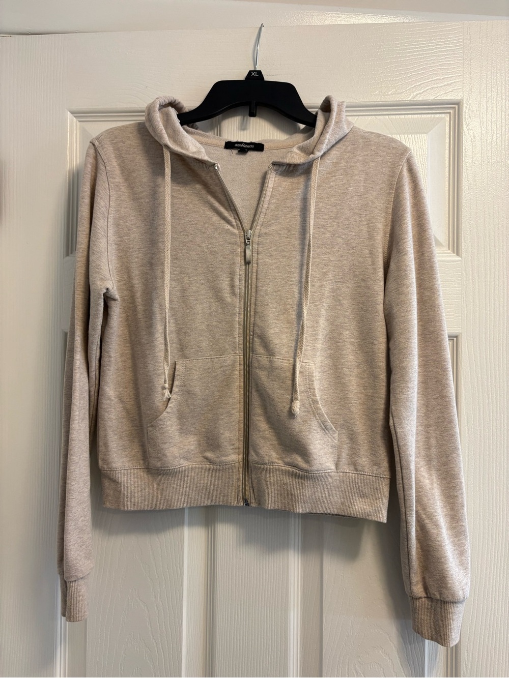 Ambiance Lightweight Beige cropped Zip-Front Hoodie size M